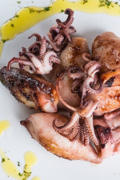 Calamares con salsa de perejil